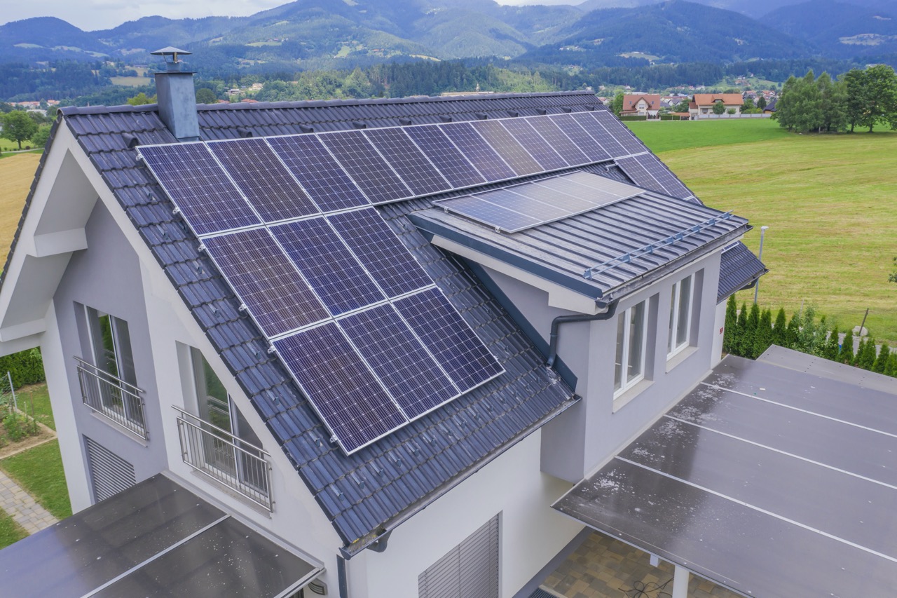 Les avantages des panneaux solaires dans votre maison